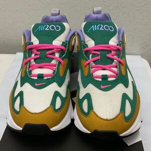 Size US - 8 / EUR 39 Nike Air Max 200 - AT6175-300 Mystic Green.
